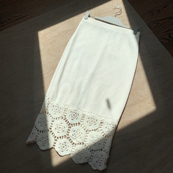 Zara Crochet Midi Skirt‎ - Picture 6 of 17